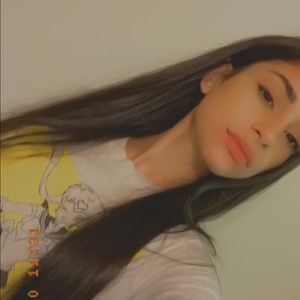 Meet your Posher, Aly